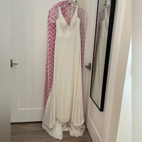 Wedding Dress - Picture 2 of 7